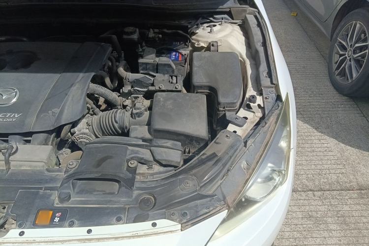 Used Mazda 3 Axela 2014 Sedan 2.0L Automatic Flagship Model Engine Bay Left