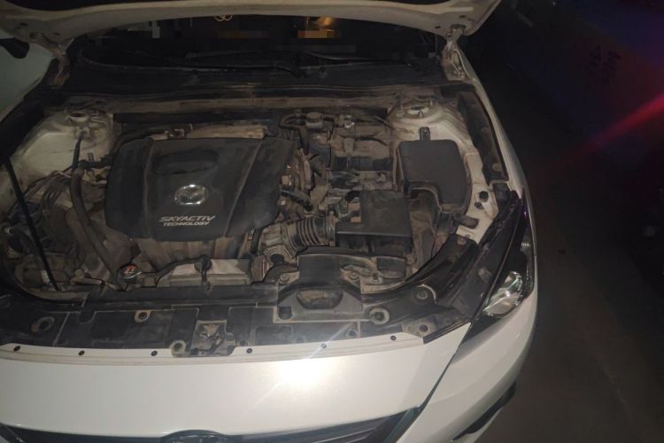 Used Mazda 3 Axela 2014 Sedan 1.5L Automatic Comfort Model Engine Bay Left