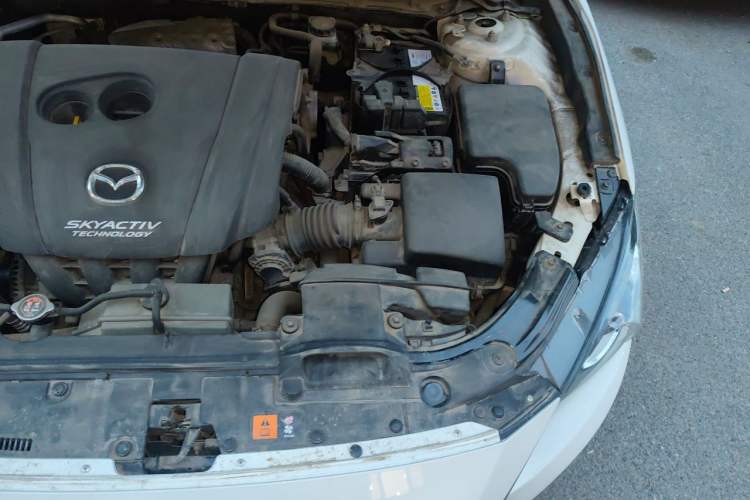 Used Mazda 3 Axela 2014 Sedan 2.0L Automatic Sport Model Engine Bay Left