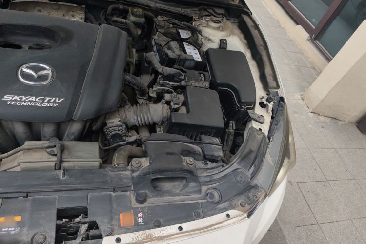 Used Mazda 3 Axela 2014 Sedan 1.5L Automatic Luxury Model Engine Bay Left