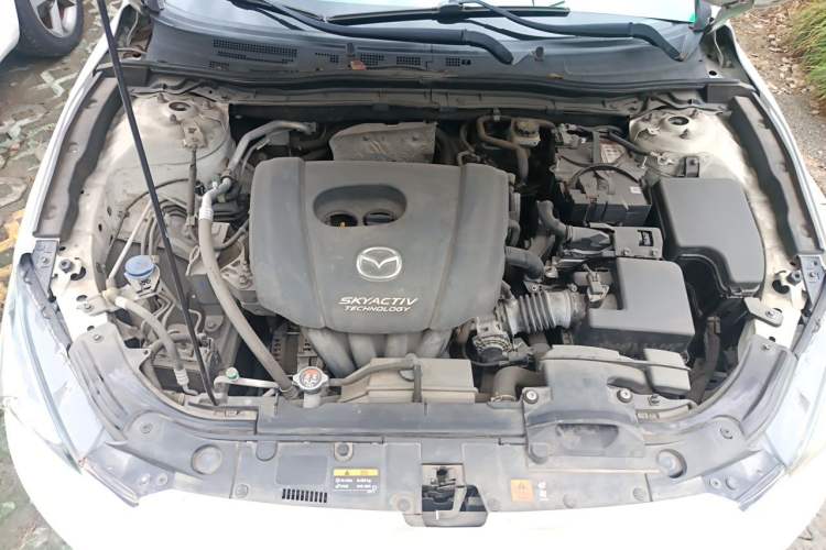 Used Mazda 3 Axela 2014 Sedan 1.5L Automatic Luxury Model Engine Bay