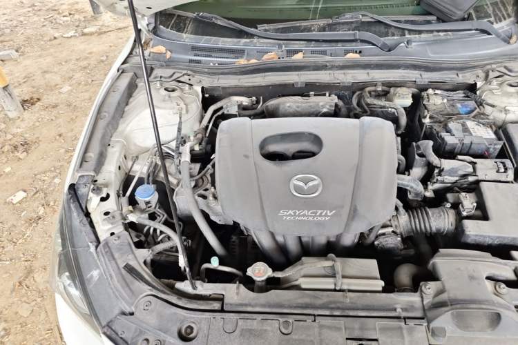 Used Mazda 3 Axela 2014 Sedan 1.5L Automatic Luxury Model Engine Bay Right