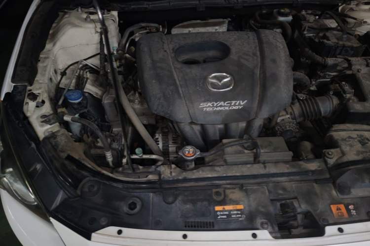 Used Mazda 3 Axela 2014 Sedan 1.5L Automatic Comfort Model Engine Bay Right