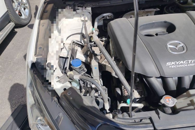 Used Mazda 3 Axela 2014 Sedan 1.5L Automatic Luxury Model Engine Bay Right