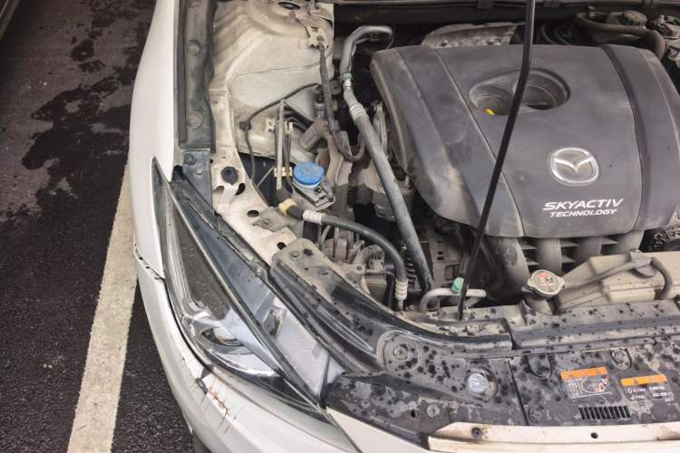 Used Mazda 3 Axela 2014 Sedan 2.0L Automatic Flagship Model Engine Bay Right
