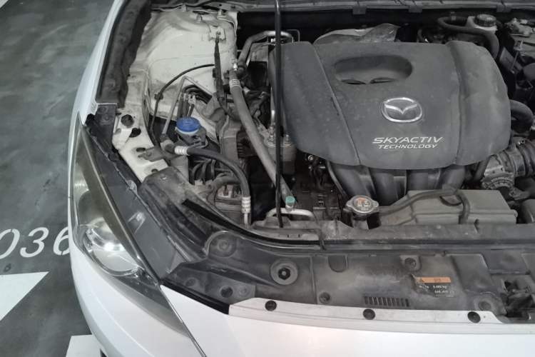 Used Mazda 3 Axela 2014 Sedan 1.5L Automatic Luxury Model Engine Bay Right