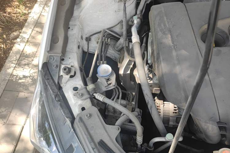 Used Mazda 3 Axela 2014 Hatchback 2.0L Automatic Flagship Model Engine Bay Right