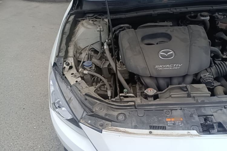 Used Mazda 3 Axela 2014 Sedan 1.5L Manual Comfort Model Engine Bay Right