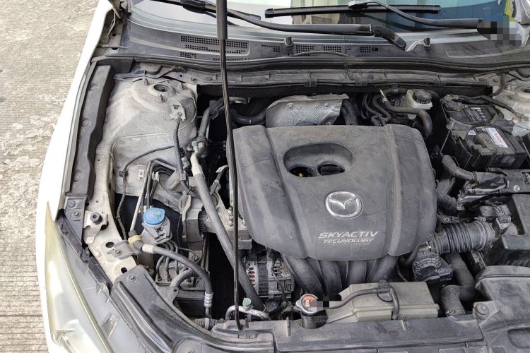 Used Mazda 3 Axela 2014 Sedan 1.5L Automatic Comfort Model Engine Bay Right