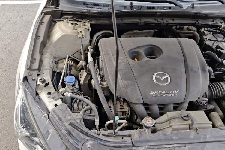 Used Mazda 3 Axela 2014 Hatchback 2.0L Automatic Flagship Model Engine Bay Right