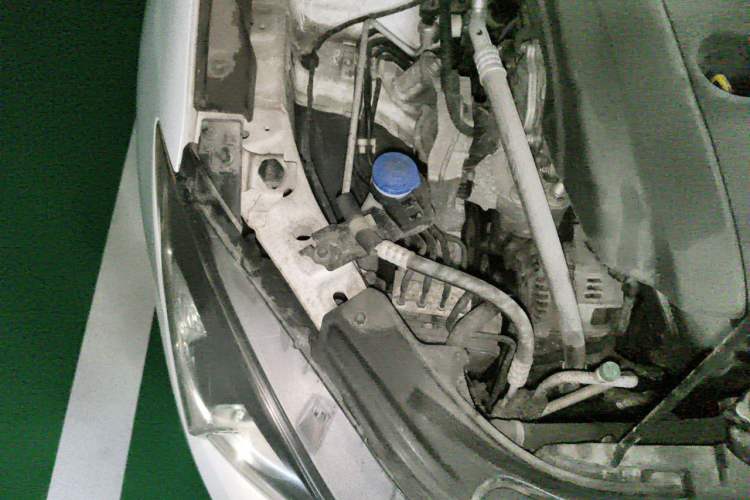 Used Mazda 3 Axela 2014 Hatchback 2.0L Automatic Sport Model Engine Bay Right