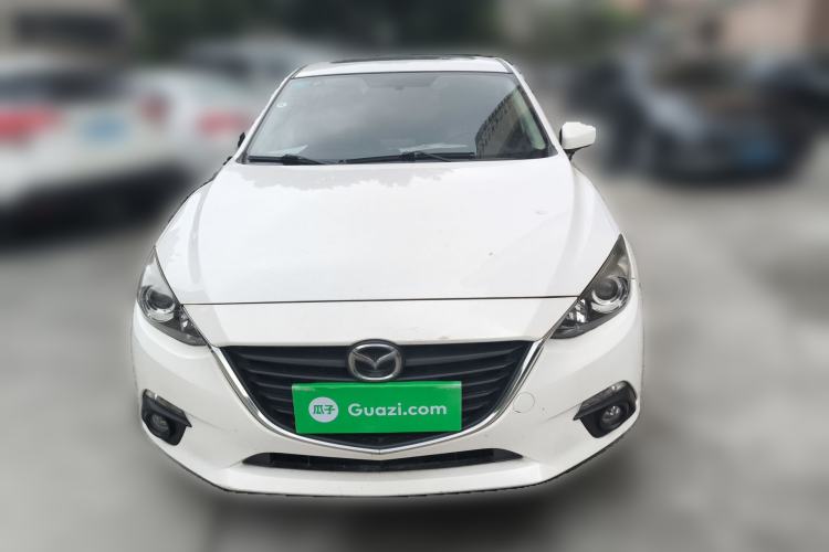 Used Mazda 3 Axela 2014 Sedan 1.5L Automatic Luxury Model Exterior 1