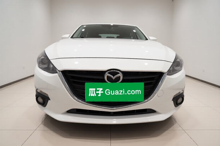 Used Mazda 3 Axela 2014 Hatchback 1.5L Automatic Luxury Model Exterior 1