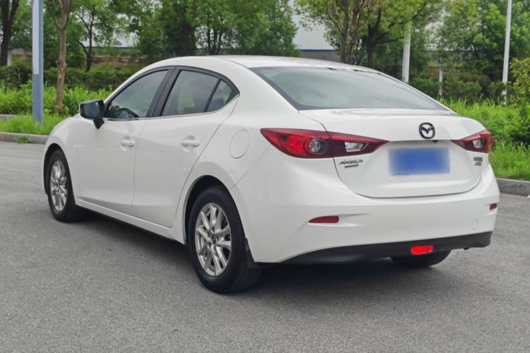 Used Mazda 3 Axela 2014 Sedan 1.5L Automatic Comfort Model Exterior 2