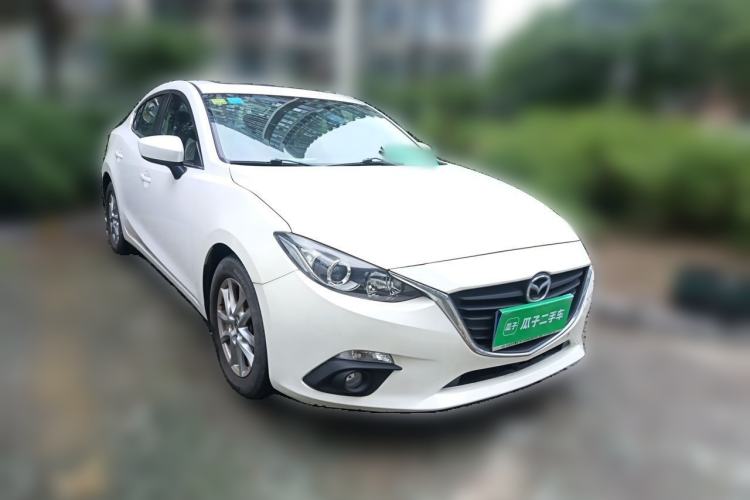 Used Mazda 3 Axela 2014 Sedan 1.5L Automatic Luxury Model Exterior 2