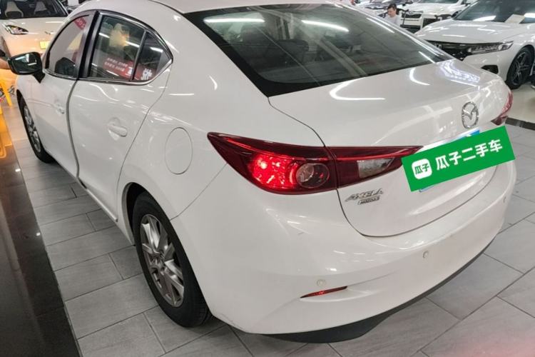 Used Mazda 3 Axela 2014 Sedan 1.5L Automatic Comfort Model Exterior 2