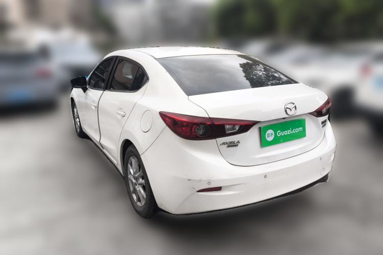 Used Mazda 3 Axela 2014 Sedan 1.5L Automatic Luxury Model Exterior 3