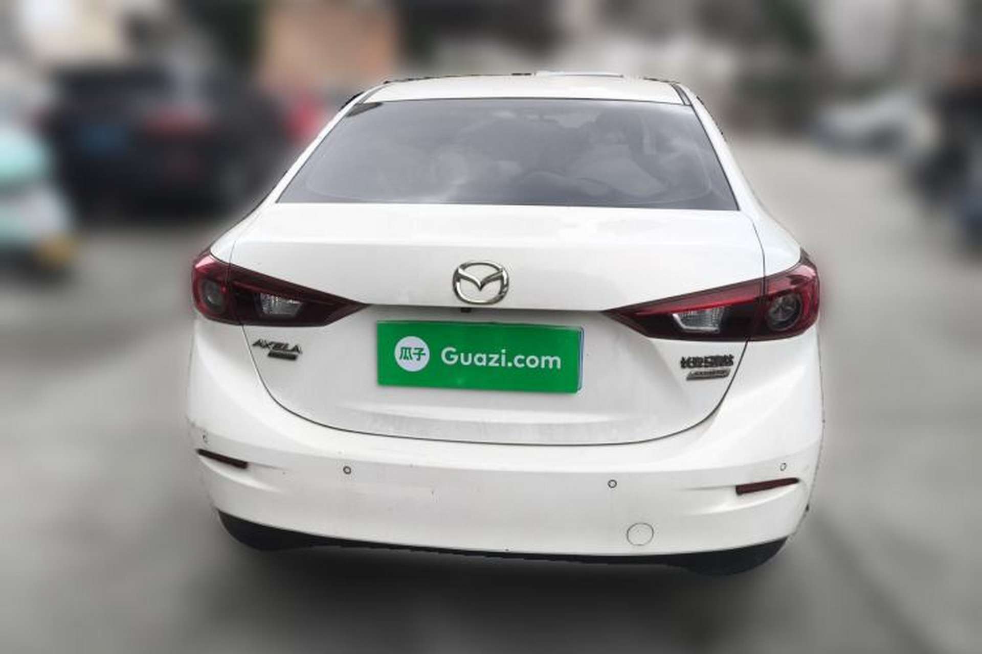 Used Mazda 3 Axela 2014 Sedan 1.5L Automatic Luxury Model Exterior 4