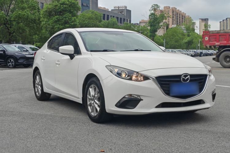 Used Mazda 3 Axela 2014 Sedan 1.5L Automatic Comfort Model Exterior 5