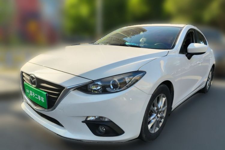 Used Mazda 3 Axela 2014 Hatchback 1.5L Automatic Luxury Model Exterior 5