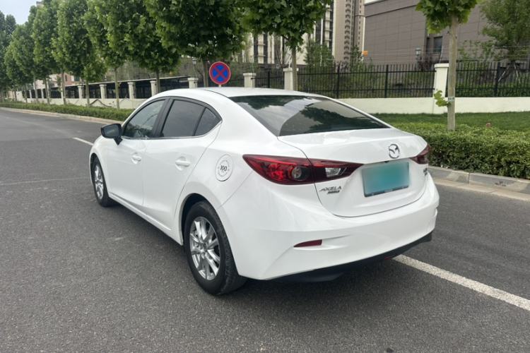 Used Mazda 3 Axela 2014 Sedan 1.5L Manual Comfort Model Exterior 5
