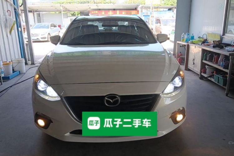 Used Mazda 3 Axela 2014 Sedan 1.5L Automatic Luxury Model Front
