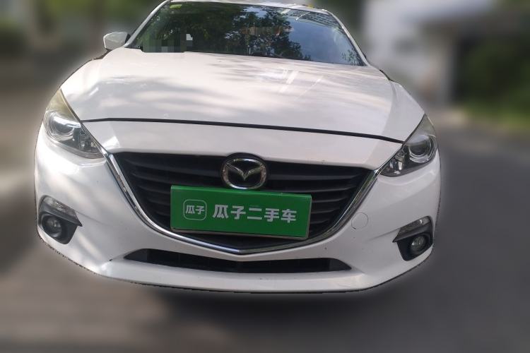 Used Mazda 3 Axela 2014 Sedan 1.5L Automatic Luxury Model Front