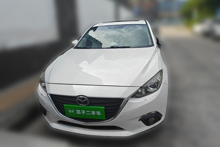 Used Mazda 3 Axela 2014 Sedan 1.5L Automatic Luxury Model Front