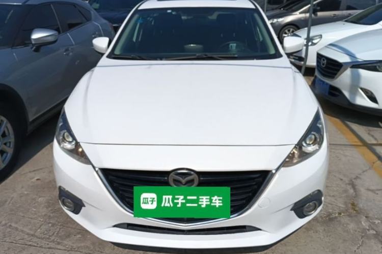 Used Mazda 3 Axela 2014 Sedan 2.0L Automatic Flagship Model Front