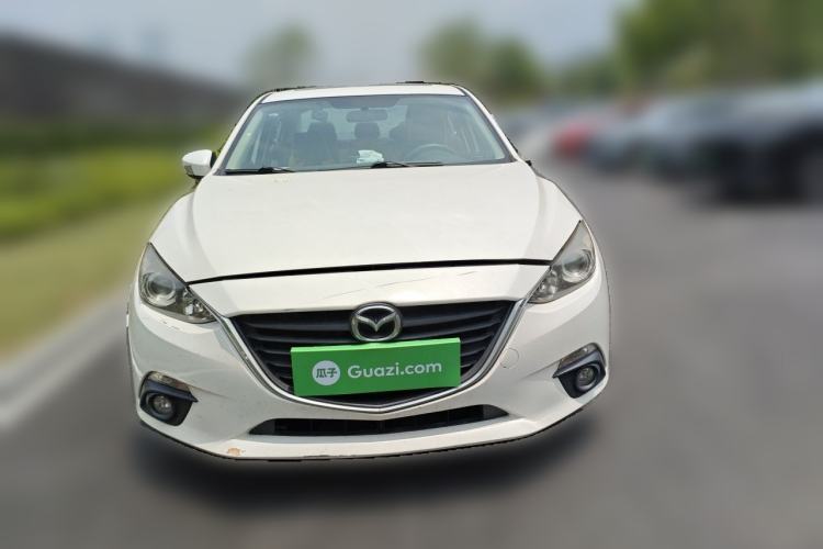 Used Mazda 3 Axela 2014 Sedan 1.5L Automatic Luxury Model Front
