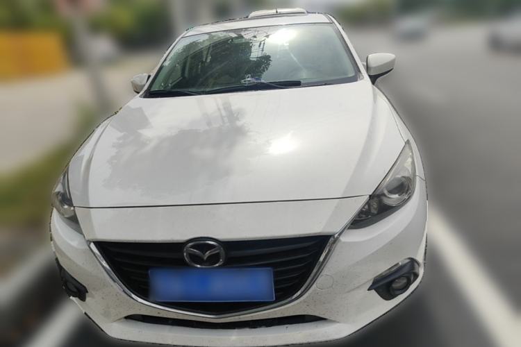 Used Mazda 3 Axela 2014 Sedan 1.5L Automatic Luxury Model Front