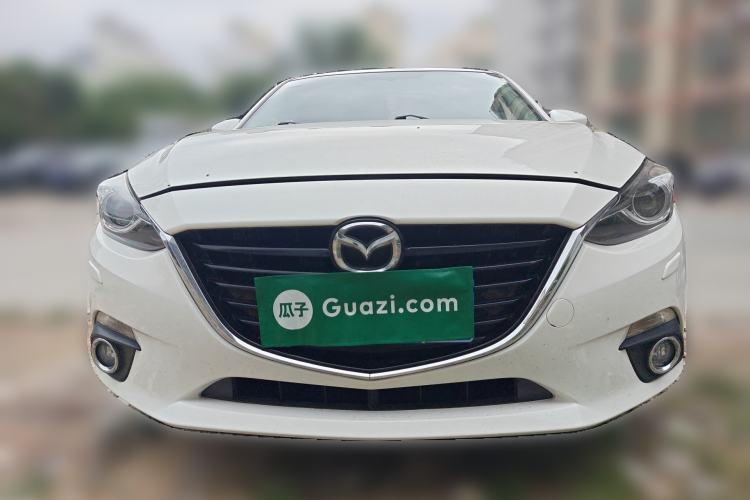 Used Mazda 3 Axela 2014 Hatchback 2.0L Automatic Flagship Model Front