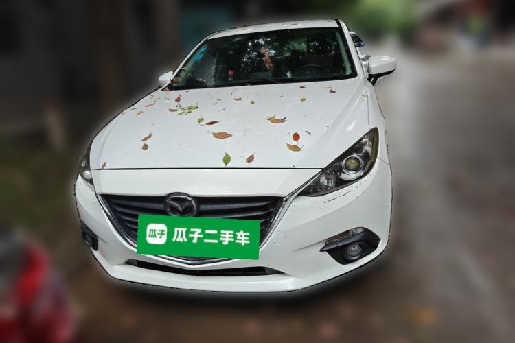 Used Mazda 3 Axela 2014 Hatchback 1.5L Manual Comfort Model Front
