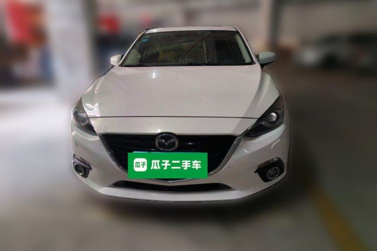 Used Mazda 3 Axela 2014 Hatchback 2.0L Automatic Flagship Model Front