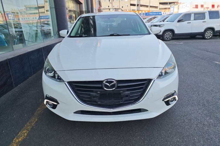 Used Mazda 3 Axela 2014 Sedan 1.5L Automatic Luxury Model Front