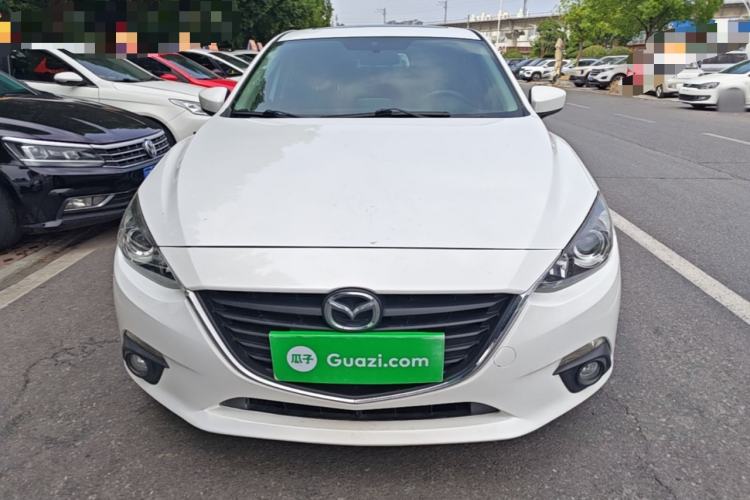 Used Mazda 3 Axela 2014 Sedan 1.5L Automatic Luxury Model Front