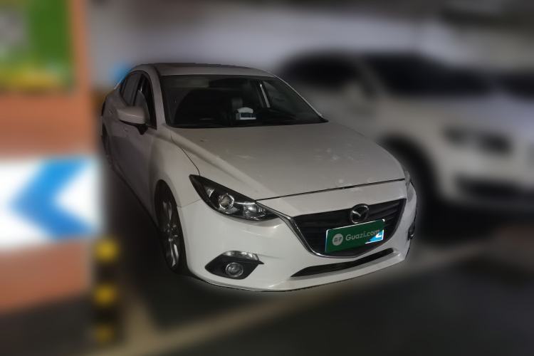 Used Mazda 3 Axela 2014 Sedan 2.0L Automatic Flagship Model Front Right 45 Deg