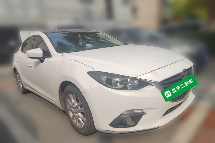 Used Mazda 3 Axela 2014 Sedan 1.5L Automatic Luxury Model Front Right 45 Deg