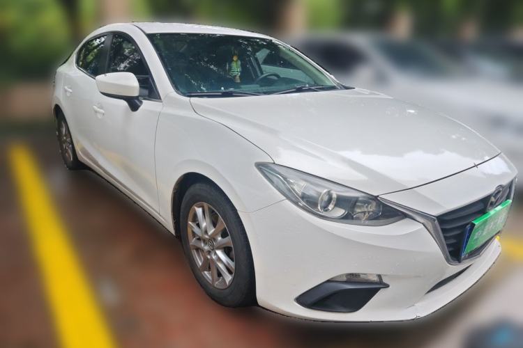Used Mazda 3 Axela 2014 Sedan 1.5L Automatic Comfort Model Front Right 45 Deg