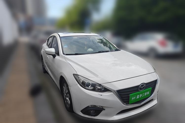 Used Mazda 3 Axela 2014 Sedan 1.5L Automatic Luxury Model Front Right 45 Deg