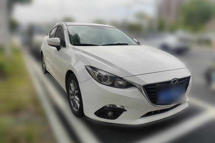 Used Mazda 3 Axela 2014 Sedan 1.5L Automatic Luxury Model Front Right 45 Deg