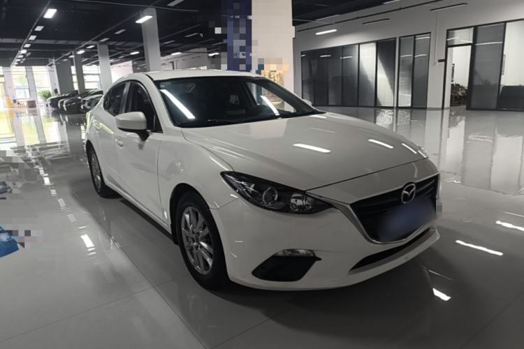 Used Mazda 3 Axela 2014 Sedan 1.5L Automatic Comfort Model Front Right 45 Deg