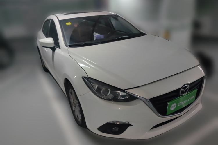 Used Mazda 3 Axela 2014 Sedan 1.5L Automatic Luxury Model Front Right 45 Deg