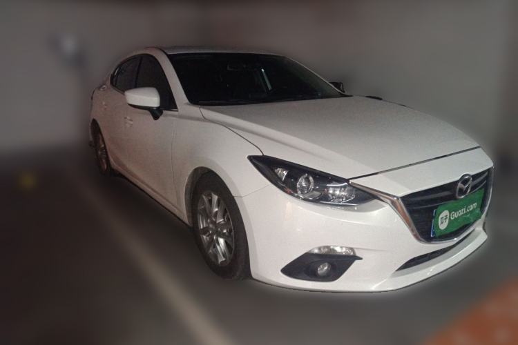 Used Mazda 3 Axela 2014 Sedan 1.5L Automatic Luxury Model Front Right 45 Deg