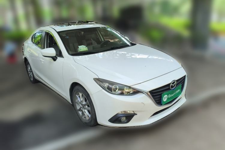 Used Mazda 3 Axela 2014 Sedan 1.5L Automatic Luxury Model Front Right 45 Deg