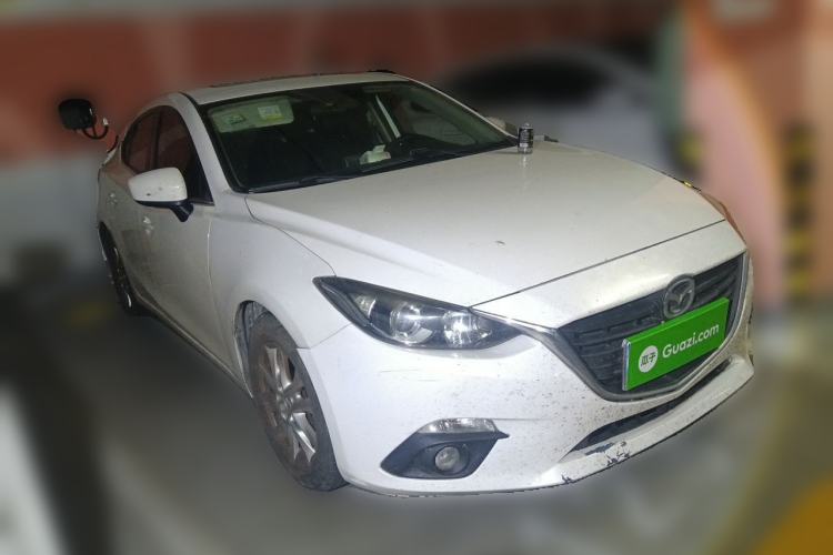 Used Mazda 3 Axela 2014 Sedan 1.5L Automatic Luxury Model Front Right 45 Deg