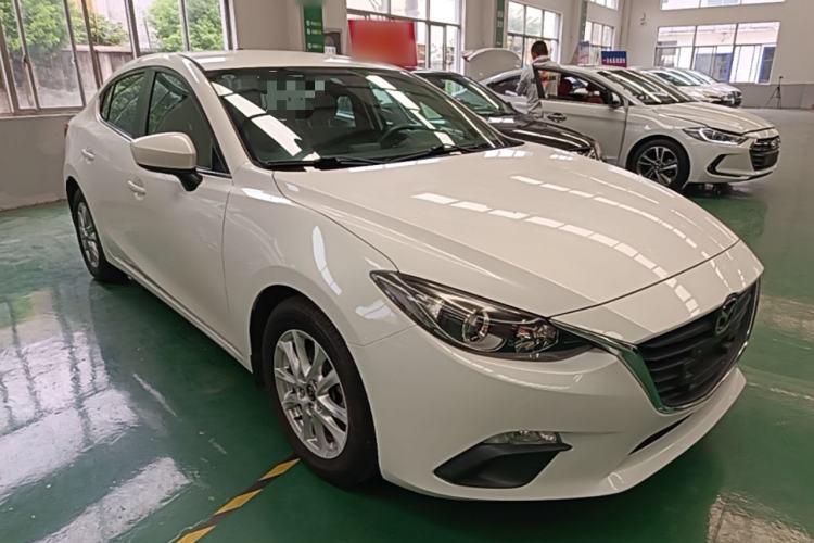 Used Mazda 3 Axela 2014 Sedan 1.5L Automatic Comfort Model Front Right 45 Deg