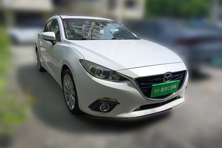 Used Mazda 3 Axela 2014 Sedan 2.0L Automatic Flagship Model Front Right 45 Deg