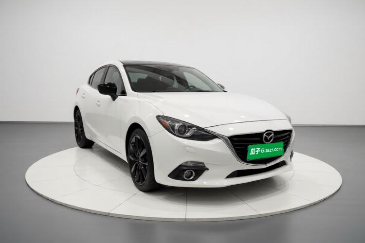 Used Mazda 3 Axela 2014 Hatchback 2.0L Automatic Flagship Model Front Right 45 Deg