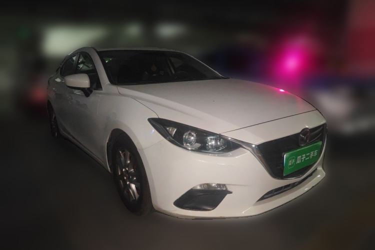 Used Mazda 3 Axela 2014 Sedan 1.5L Automatic Comfort Model Front Right 45 Deg